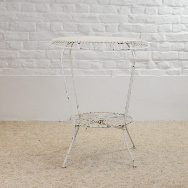 Tanker furniture 106