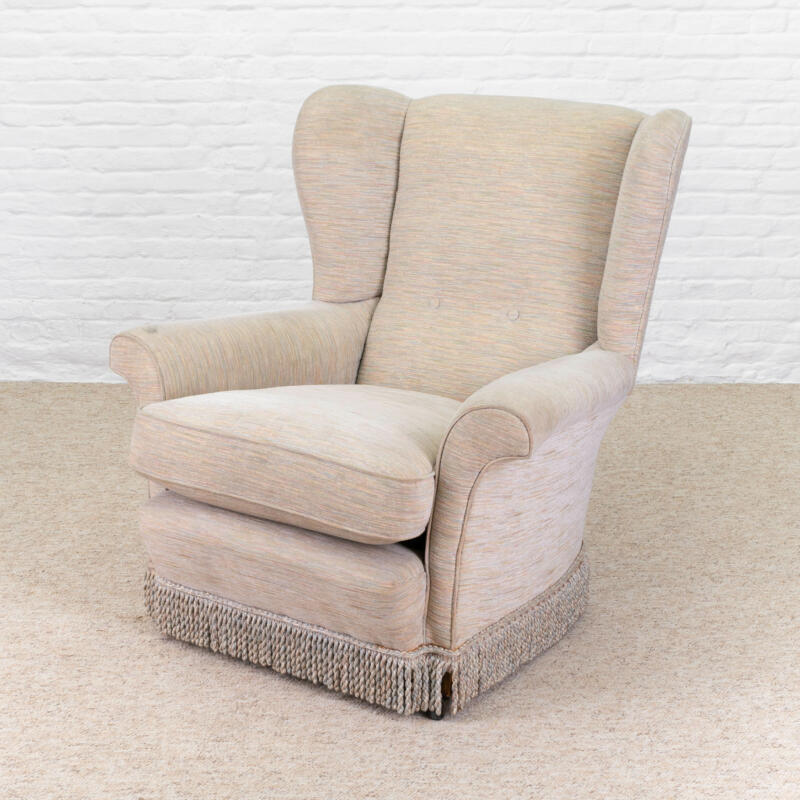 Nannie chair