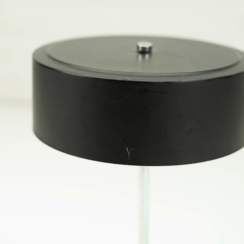 Single black4
