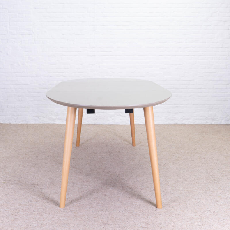 Spela Furniture 11