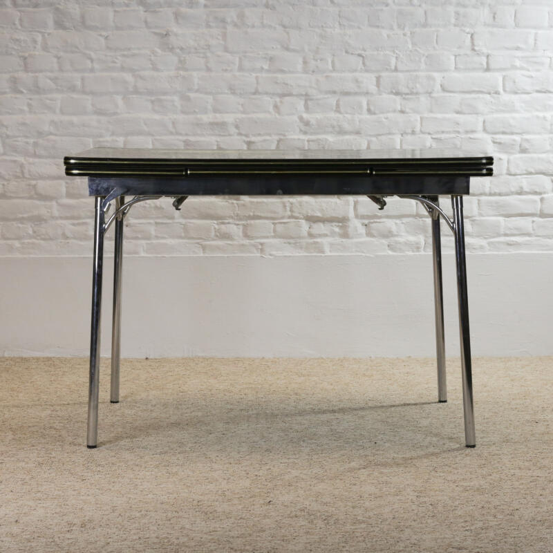 Tanker furniture 118