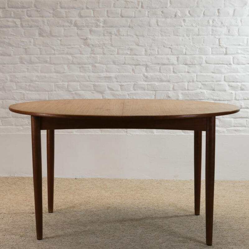 Tanker furniture 204