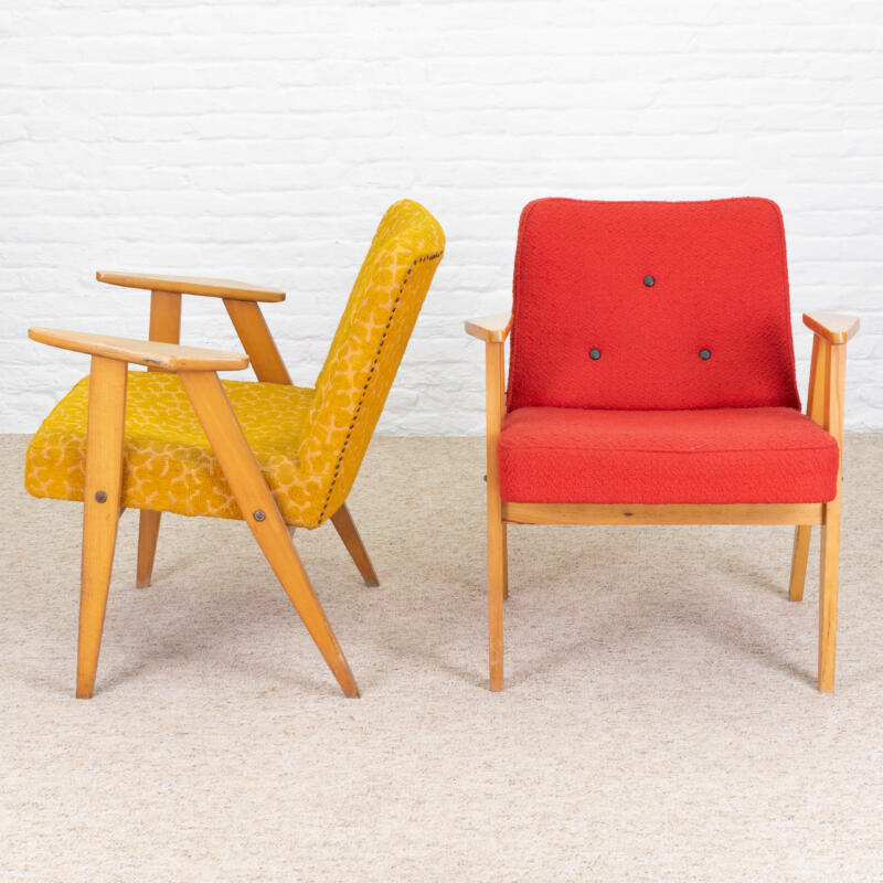 Athenia yellow bischair front 4