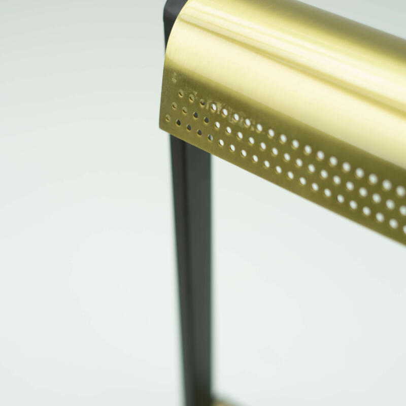 Blackand gold touchdetails2