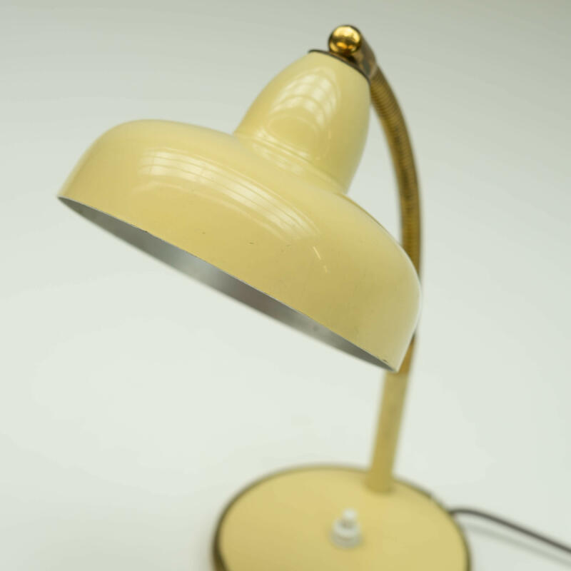 Broken lamp 23