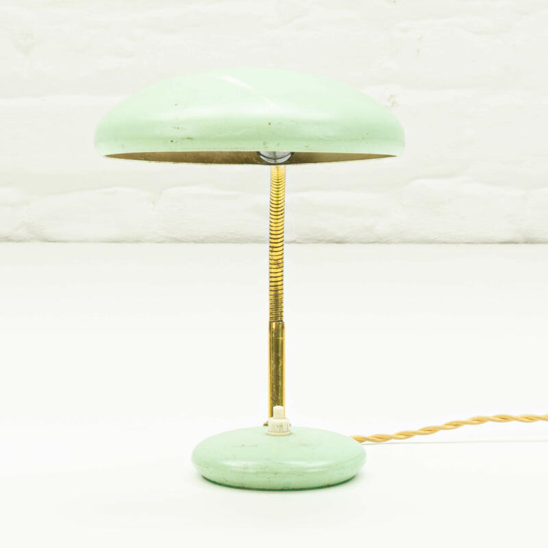 Lightgreencorr3